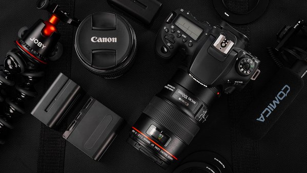 Moderne Produktfotografie - Canon Kameraequipment